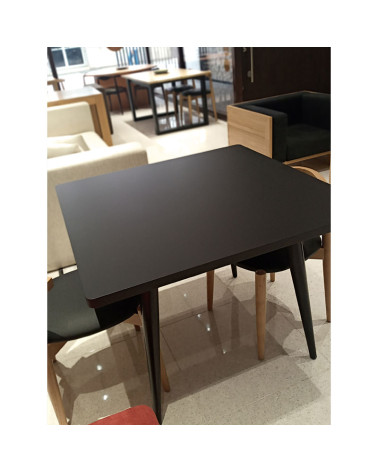 Mesa MDF Cuadrada de Patas Cónicas Negro